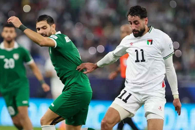 عدي الدباغ خلال مباراة فلسطين وسوريا